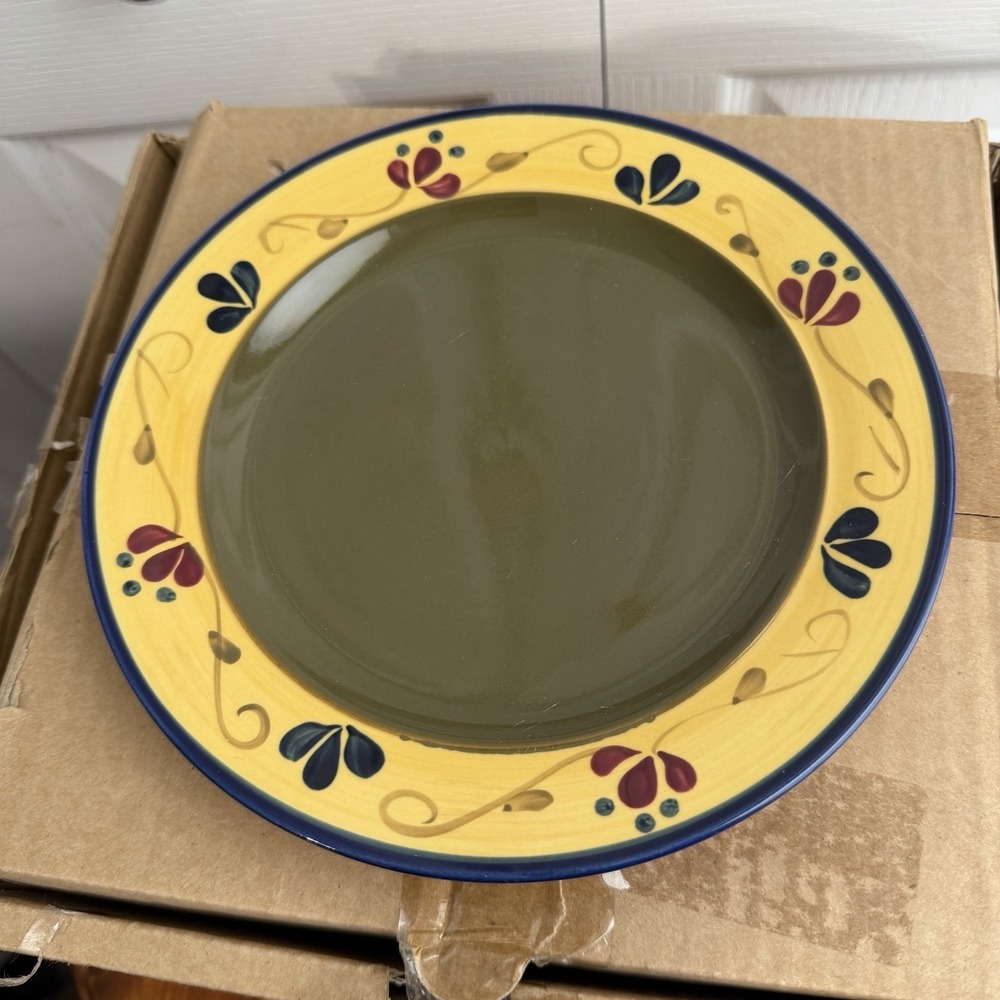 Celebrating Home Stoneware Collection Welcome Home Floral Set Of 4 Salad Plates‎